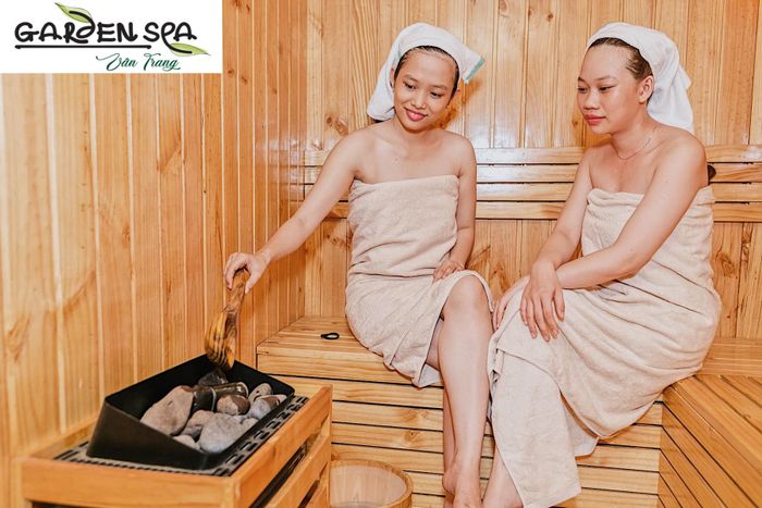 Không gian sang trọng tại Garden Spa
