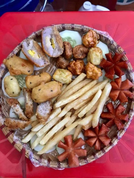 Không gian ấm cúng và món ngon đặc sắc tại Thiên Thai Quán