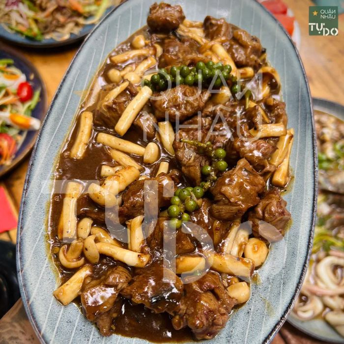Những món ăn ngon tại nhà hàng, hấp dẫn khó cưỡng