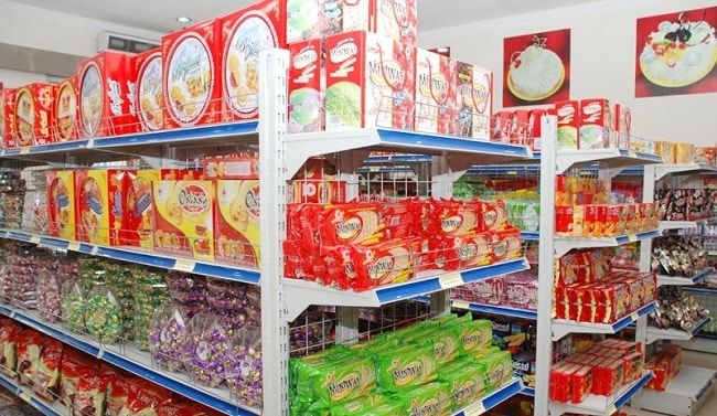 Nhà 9 Chỉ - Điểm đến vàng cho tín đồ bánh kẹo nhập khẩu