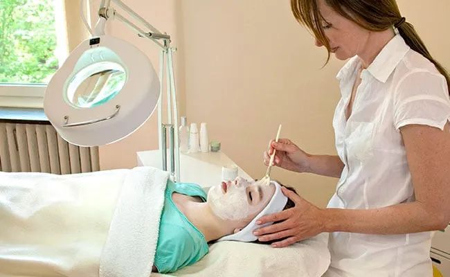 Học viện Thẩm mỹ Beaulus - Đào tạo chuyên nghiệp chuẩn quốc tế