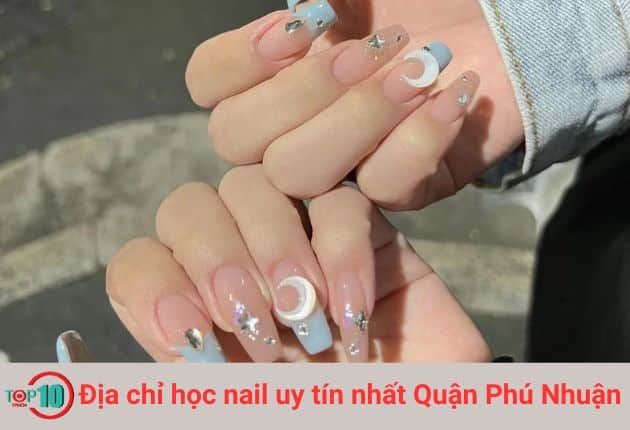 Jolie Academy là trung tâm đào tạo chuyên sâu về nghề Nail