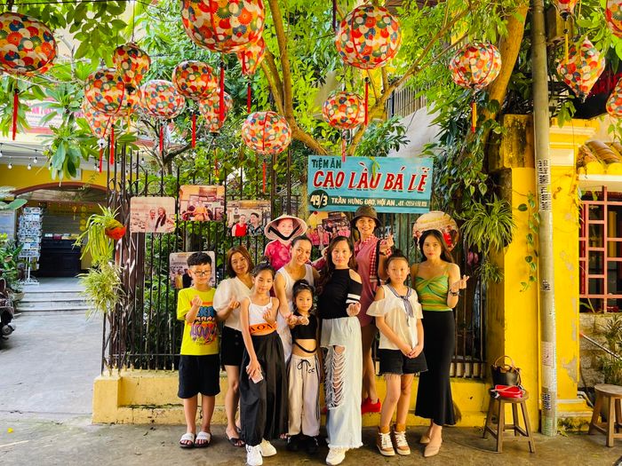 Quán cao lầu Bá Lễ ảnh 3 - Góc ảnh nghệ thuật về quán ăn nổi tiếng, nơi mỗi chi tiết đều kể câu chuyện về ẩm thực truyền thống.