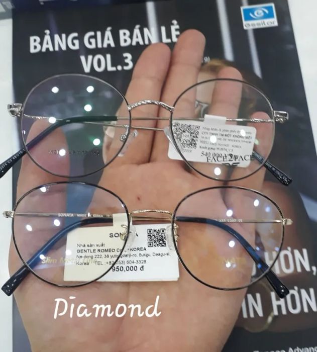 Không gian hiện đại và sang trọng tại Thế Giới Mắt Kính Bình Dương