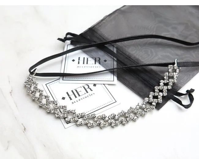 Bộ sưu tập choker đẳng cấp tại Her Accessories