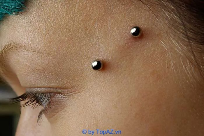 Địa chỉ xỏ khuyên rốn, môi, mũi, chân mày và nhiều vị trí khác tại TPHCM đáng tin cậy.
