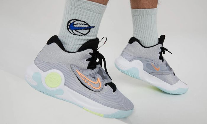 Hình ảnh giày bóng rổ Nike 1