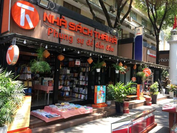 Không gian văn hóa đọc tại Thái Hà Books