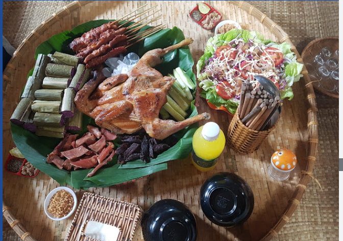 Góc check-in độc đáo và các món ăn hấp dẫn tại Nhà Hàng Đang Jrung