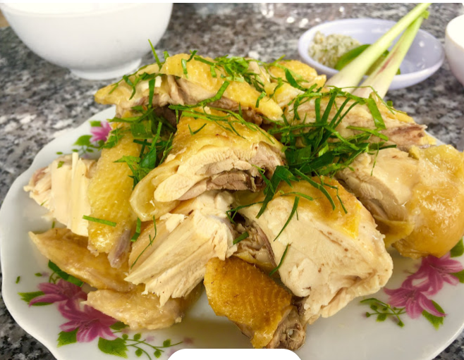 Hình ảnh ấn tượng về không gian xanh mát tại Thung Lũng Xanh