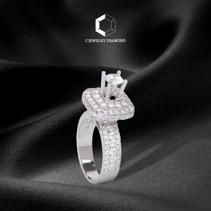 Hình ảnh C Jewelry Diamond - Sự hoàn hảo trong từng đường nét