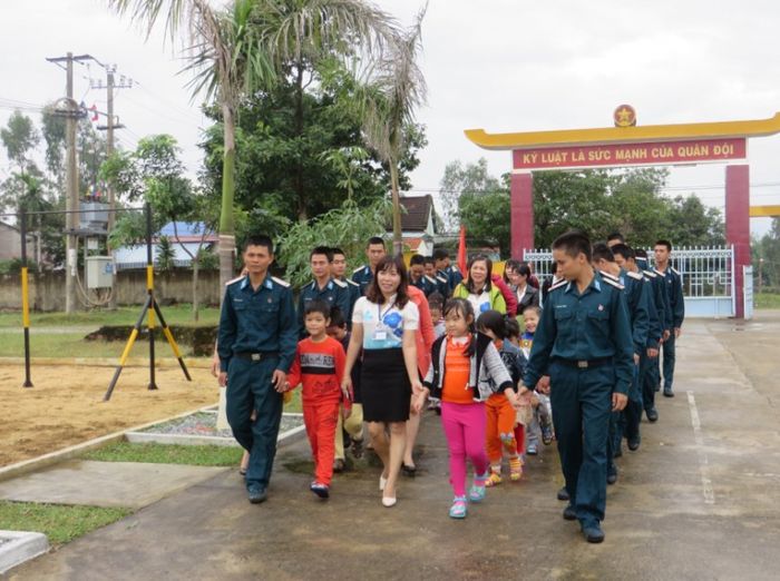 Ảnh minh họa: Nghĩa trang liệt sĩ trong nắng chiều