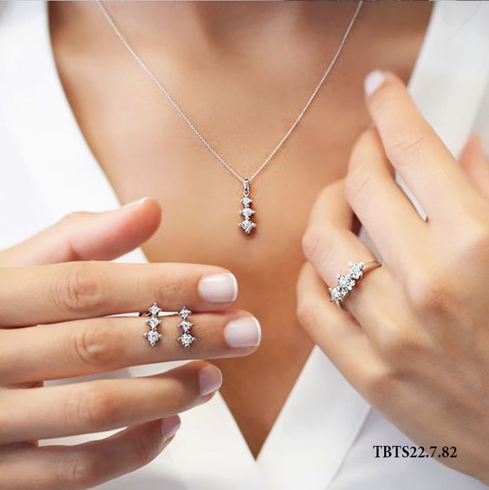 Hình ảnh Skymond Luxury - Vẻ đẹp vượt thời gian từ Platin và kim cương