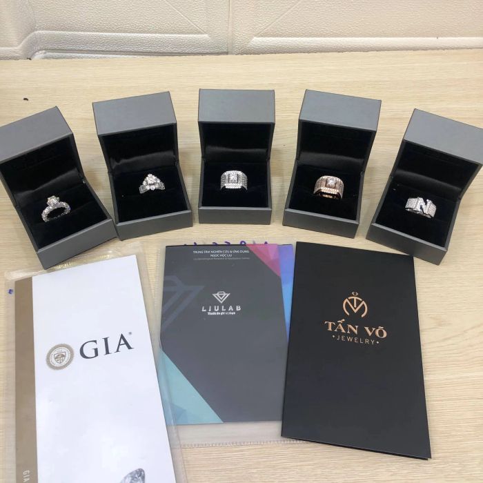 Bộ sưu tập trang sức cao cấp tại Tấn Võ Jewelry