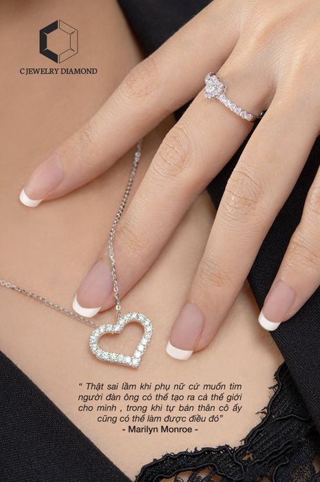 Hình ảnh C Jewelry Diamond - Ánh sáng thuần khiết từ những viên kim cương