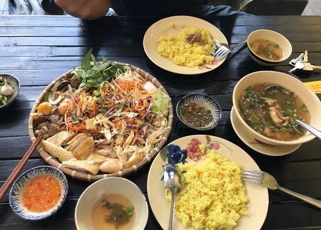 Con Gà Mái tự hào là một trong Top 10 Nhà hàng chất lượng nhất tại Quận Gò Vấp, TP. Hồ Chí Minh.