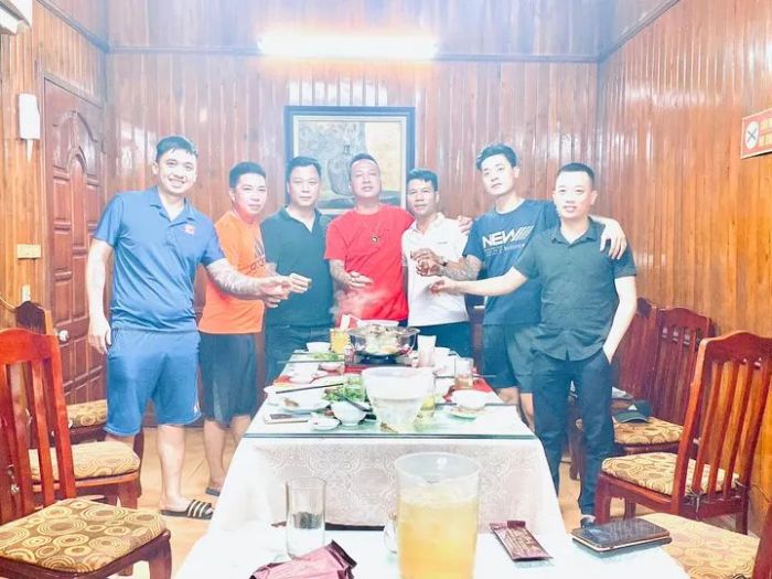 Không gian ấm cúng tại nhà hàng Sông He
