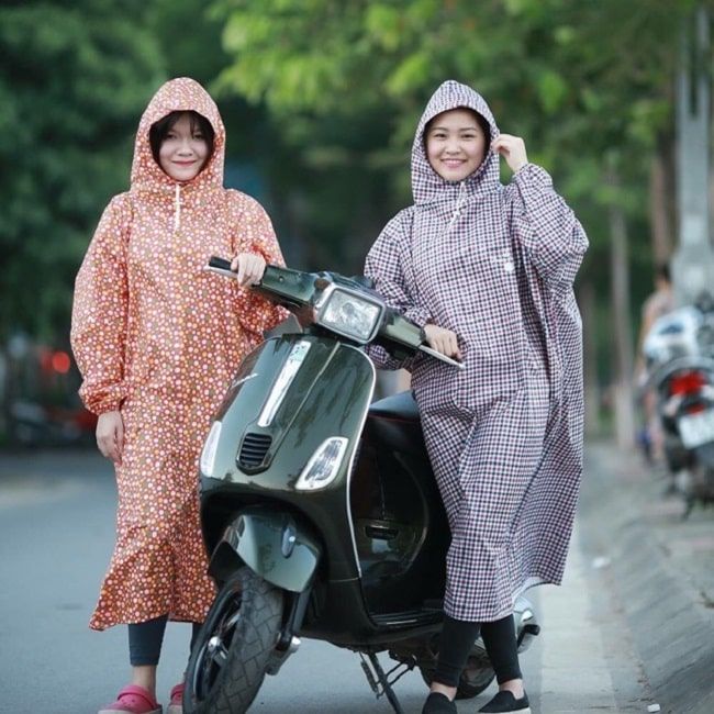 Áo mưa Việt – Nơi cung cấp những sản phẩm áo mưa chất lượng, phù hợp với mọi nhu cầu của bạn, giúp bạn tự tin di chuyển trong mọi điều kiện thời tiết.