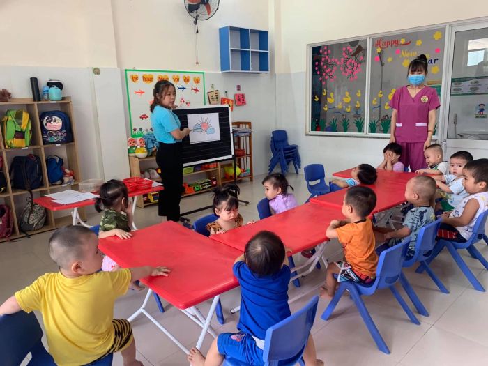 Trường Mầm Non Trí Nhân - Sân chơi rộng rãi đầy ắp tiếng cười, nơi trẻ được vận động, hòa mình với thiên nhiên và phát triển thể chất toàn diện