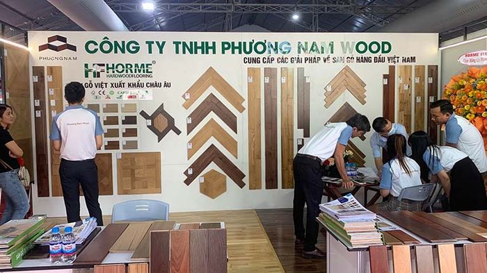 Địa chỉ uy tín cung cấp sàn nhựa giả gỗ chất lượng tại TP.HCM