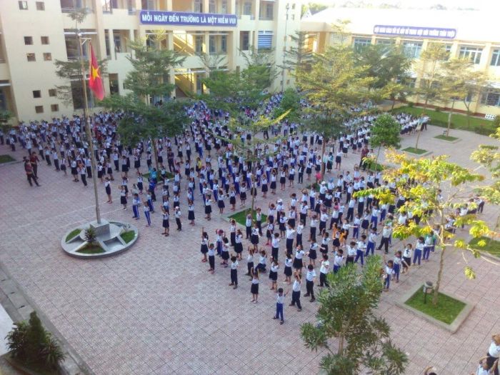 Không gian xanh mát tại Trường Tiểu học Trưng Vương