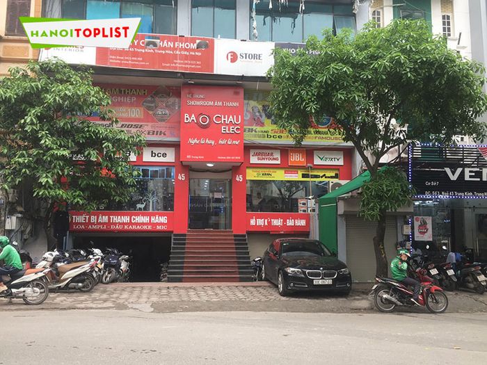 baochauelec-lap-loa-quan-cafe-ha-noi-noi-tieng-Tripi