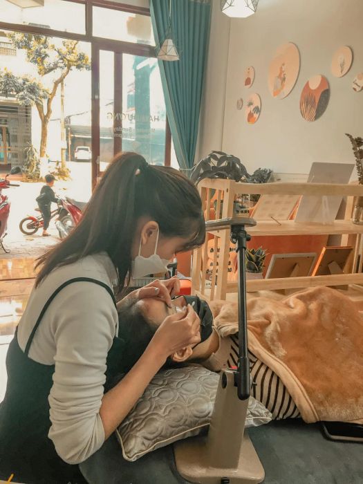 Hình ảnh thực tế quy trình nối mi chuyên nghiệp