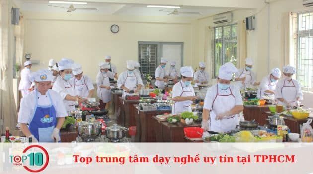 Trường Trung cấp Nghề Lê Thị Riêng - Nơi ươm mầm tương lai