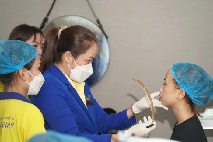 Hệ thống phòng thực hành chuẩn y khoa tại Seoul Academy