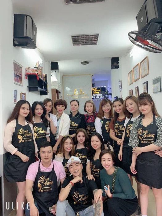 Không gian đào tạo chuyên nghiệp tại Ly Ngô Eyebrows & Beauty