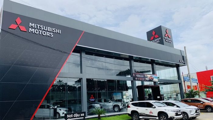 Treo cung mày đẹp ở đâu tại TPHCM?