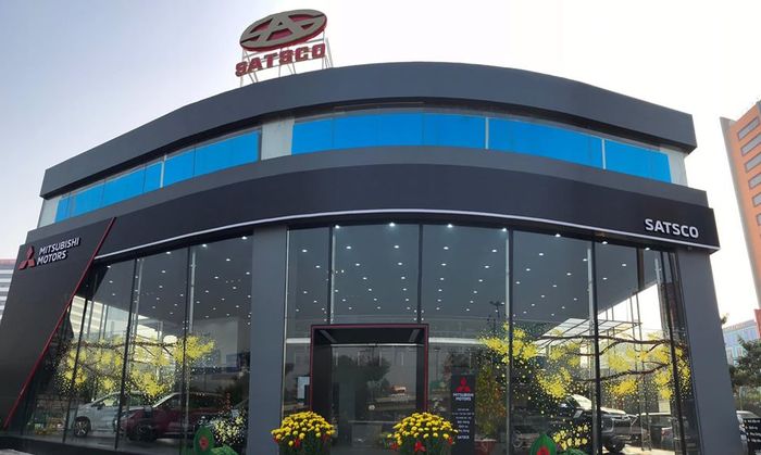 Showroom Mitsubishi Satsco - Không gian trưng bày đẳng cấp với đầy đủ dòng xe mới nhất