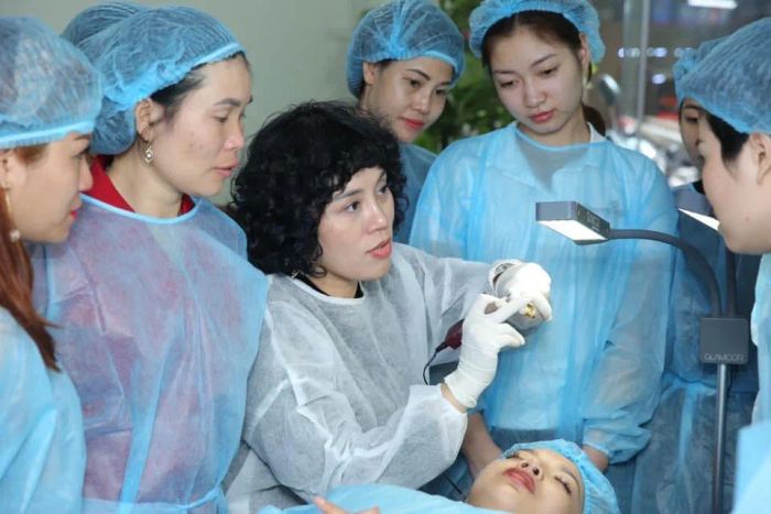 Hình ảnh học viện Hương Bùi