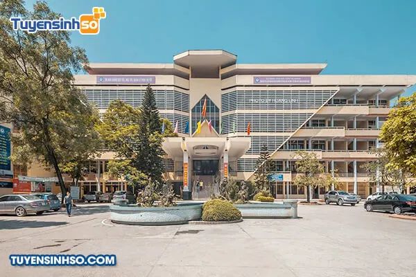 Học viện Tài chính - Ảnh 1