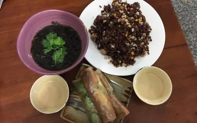 Khai Minh - Địa chỉ chay thực dưỡng hàng đầu tại Bình Thạnh | Nguồn: Quán Lứt Khai Minh
