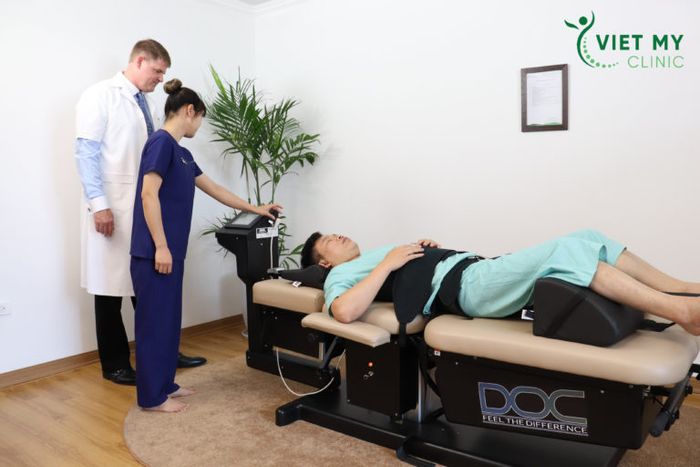 Không gian điều trị hiện đại tại phòng khám Việt Mỹ