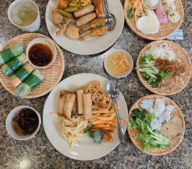 Thiền Ý - Biểu tượng ẩm thực chay thanh tịnh tại Bình Thạnh | Nguồn: Nhà hàng chay Thiền Ý