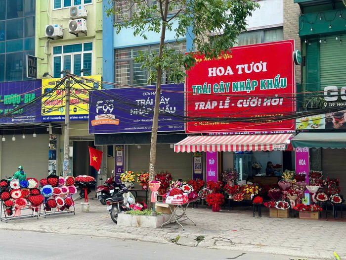 Shop Hoa Tin Yêu ảnh 1 - Tác phẩm đầu tiên trong bộ sưu tập lan hồ điệp đa sắc