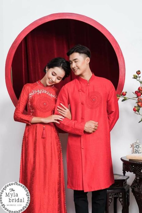Hình ảnh: Áo dài cô dâu chú rể cách điệu tại MyLa Bridal