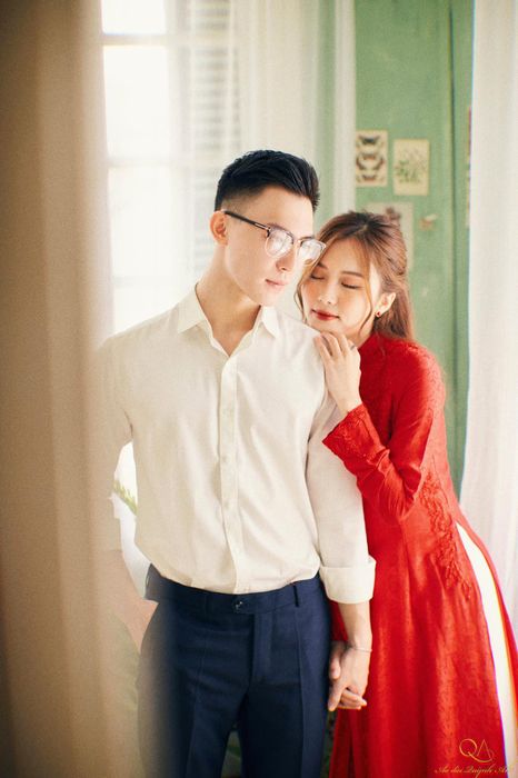 Hình ảnh: Cô dâu rạng rỡ trong thiết kế áo dài cưới Quỳnh Anh