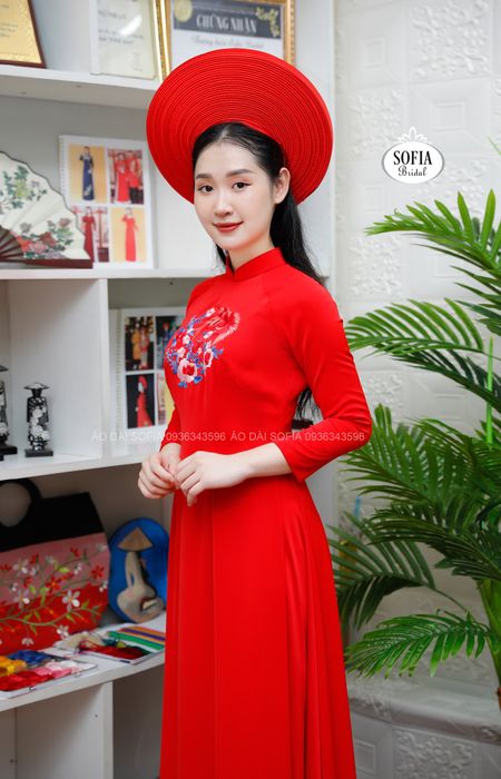 Hình ảnh: Áo dài cô dâu sang trọng tại Sofia Bridal