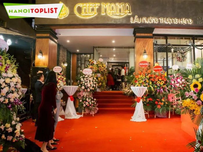 chef-mama-nha-hang-ngon-o-ha-noi-Tripi