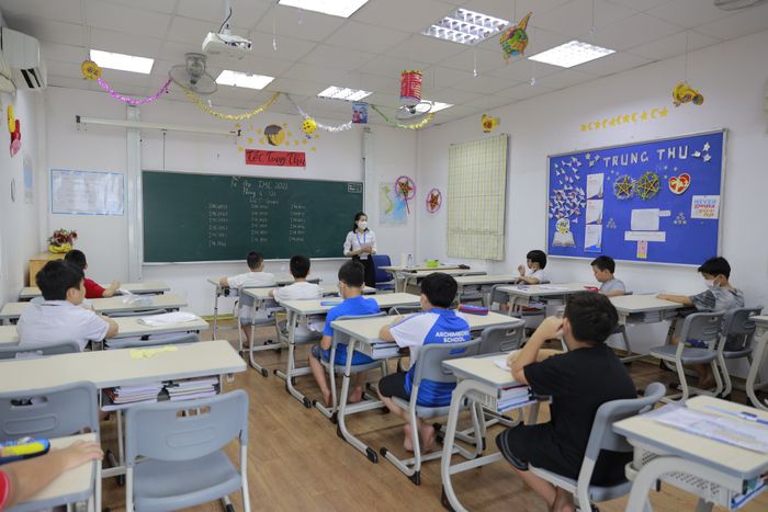 Hình ảnh sinh động về hoạt động nghiên cứu khoa học tại Archimedes Academy
