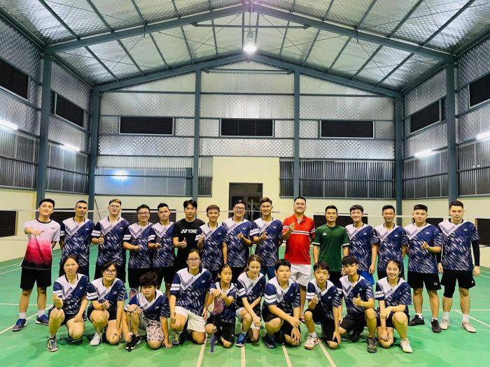 Quốc Học Badminton hình ảnh 2