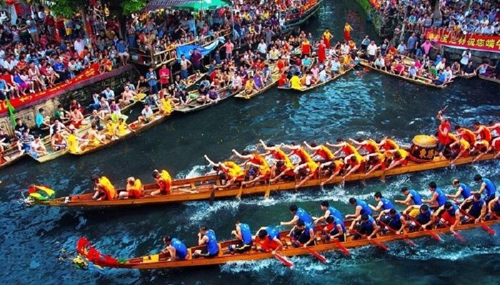 Lễ hội đua thuyền rồng truyền thống tại Quảng Châu