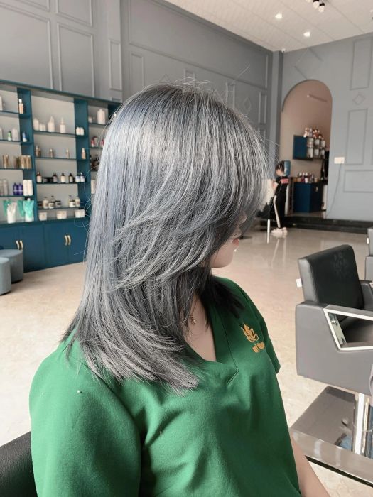 Tác phẩm nhuộm tóc nghệ thuật tại Triều Lee Hair Salon