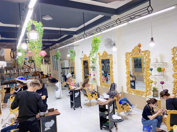 Tác phẩm nhuộm tóc nghệ thuật tại Vua Tóc Academy