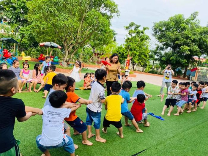 Hoạt động ngoại khóa đầy màu sắc tại Hoa Sứ
