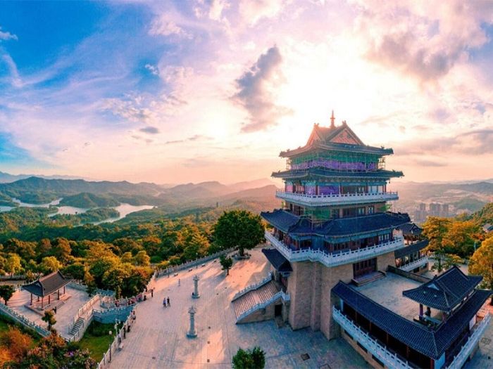 Bạch Vân Sơn - điểm đến không thể bỏ qua khi tới Quảng Châu