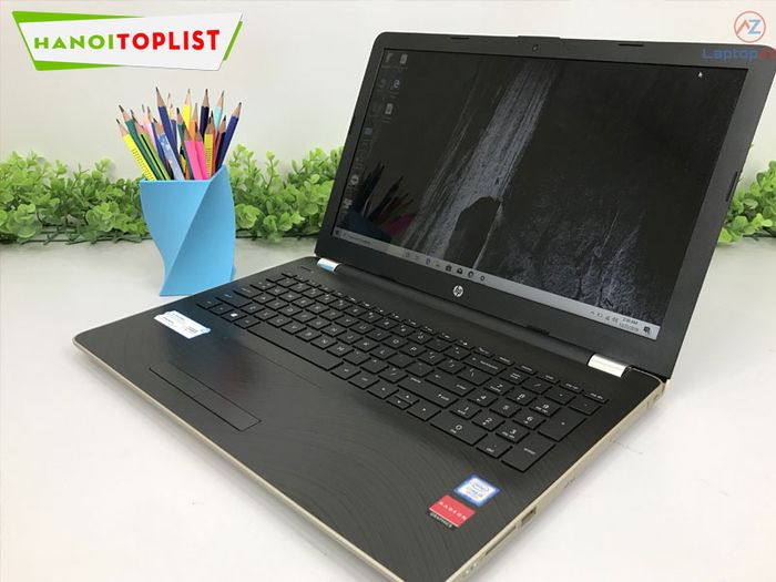 ht-laptop-Tripi